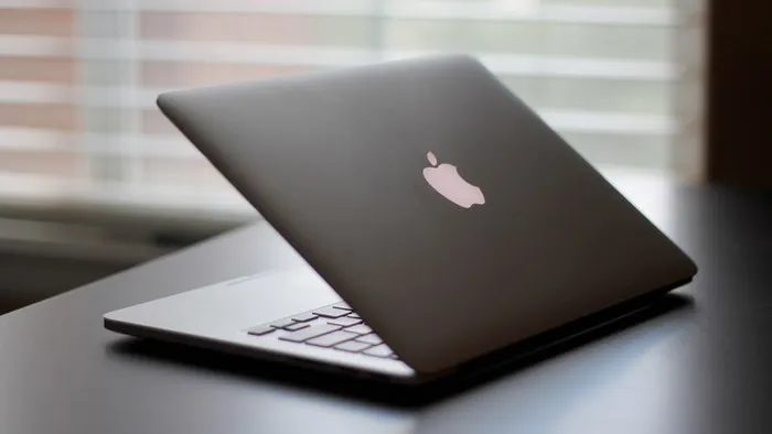 ব্রেক্সিটের প্রভাবে অ্যাপল ল্যাপটপের মূল্য বৃদ্ধি