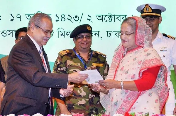 স্মার্টকার্ড বিতরণ কর্মসূচি উদ্বোধন করলেন প্রধানমন্ত্রী