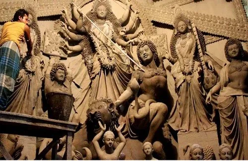 খুলনা বিভাগে সাড়ে চার হাজার পূজা মণ্ডপে চলছে প্রস্তুতি