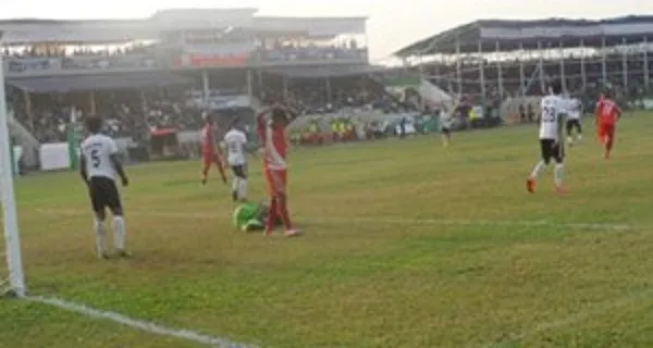 ড্রয়ের বৃত্ত ভাঙতে পারলো না মোহামেডান-মুক্তিযোদ্ধা