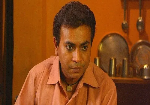 অভিনেতা রুদ্রনীলের বাবার রহস্যজনক মৃত্যু