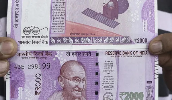 ভারতে নতুন নোটে প্রথম ঘুষকাণ্ডের সন্ধান