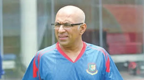 ফিরলেন হাথুরুসিংহে