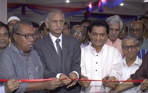 ঢাকা বিশ্ববিদ্যালয়ে ১০০ দুর্লভ ছবির প্রদর্শনী