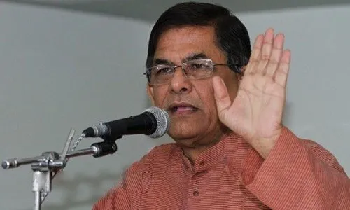 ‘খালেদা জিয়াকে কারাগারে নিতেই মামলা নিয়ে তাড়াহুড়া’
