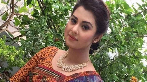 উপস্থাপিকা থেকে নায়িকা বুবলি