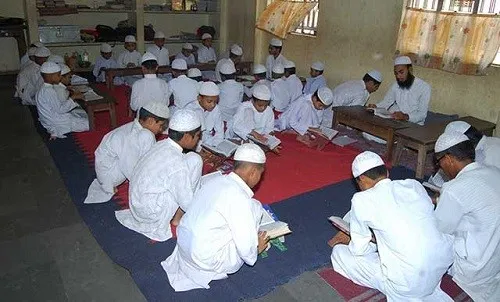 মাদ্রাসা শিক্ষার্থীদের কাছে ‘খোলা চিঠি’