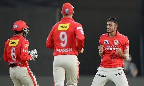 অক্ষরের হ্যাটট্রিকে পাঞ্জাবের জয়