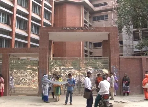 উদয়ন স্কুলে মধ্যযুগীয় নির্যাতনের শিকার এক শিক্ষার্থী