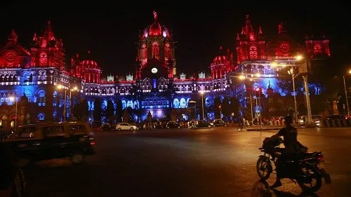 মুম্বাইয়ে আর হোটেল বিড়ম্বনায় পড়বেন না কোনো বাংলাদেশী