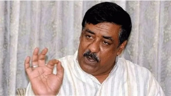 নারায়ণগঞ্জ সিটি কর্পোরশেন নির্বাচনে আইভীকে সমর্থন শামীম ওসমানের
