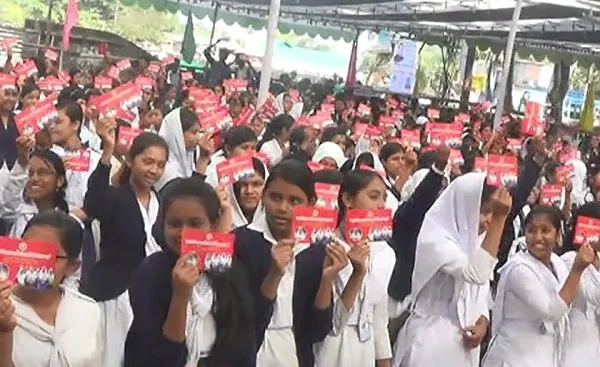 সুনামগঞ্জে বাল্যবিয়েকে লাখো কিশোরীর লালকার্ড