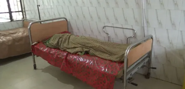 গাজীপুরে ট্রাক খাদে পড়ে নিহত ৪