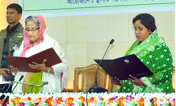 শপথ নিলেন নারায়ণগঞ্জের মেয়র আইভী