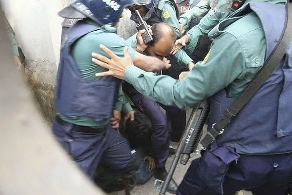 হামলাকারী পুলিশের ডিউটি শাহবাগ এলাকায় ছিলো না