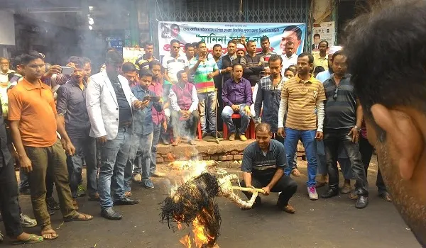 মনোনয়নের পরের দিনই খুলনায় বিএনপি নেতার পদত্যাগ দাবি
