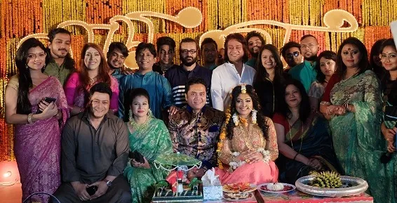 কোনাল-জিয়ার তারকাবহুল হলুদরাত্রি