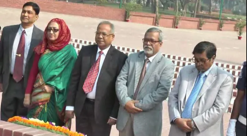 নতুন নির্বাচন কমিশনের প্রথম দিন যেমন কাটলো