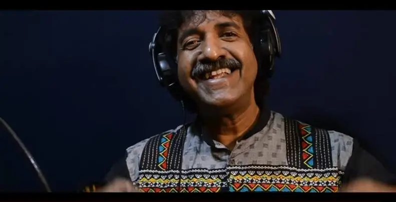 কাল স্মরণসভায় কালিকার গাওয়া গান
