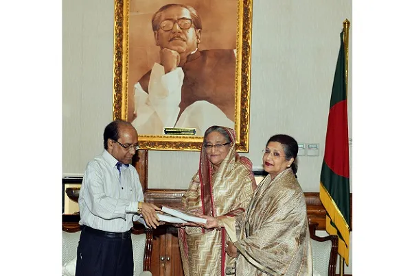 বঙ্গবন্ধুর আত্মজীবনীর দ্বিতীয় খণ্ড ‘কারাগারের রোজনামচা’
