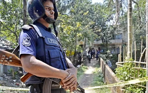 সীতাকুণ্ডের জঙ্গি আস্তানায় তল্লাশি শেষ, আরো বোমা উদ্ধার