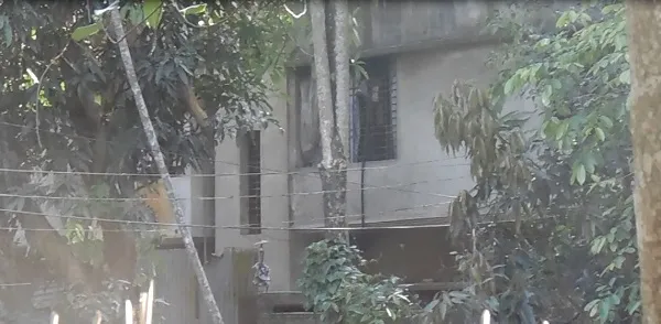 চট্টগ্রামের সীতাকুণ্ডে জঙ্গি আস্তানায় পুলিশের অভিযান