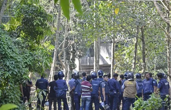 সীতাকুণ্ডে গ্রেফতার দুই জঙ্গির ১২ দিনের রিমান্ড