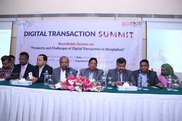 মোবাইল ব্যাংকিংয়ের জনপ্রিয়তা কার্ড ব্যবহারের জনপ্রিয়তাকে ছাড়িয়ে গেছে