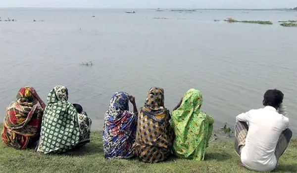 ‘রুটিরুজির সন্ধানে শহরে পাড়ি জমাতে চাইছে হাওরের মানুষ’