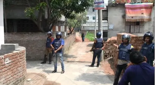 চাঁপাইনবাবগঞ্জের জঙ্গি আস্তানায় অভিযান শুরু