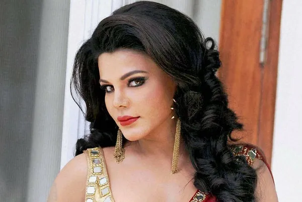 কী অভিযোগে গ্রেপ্তার হলেন রাখি সাওয়ান্ত?