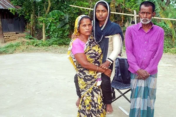 পঙ্গুত্ব দমাতে পারেনি হাসির সাফল্য