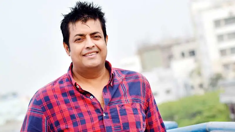 হাসপাতাল ছেড়ে বাসায় ফিরলেন ওমর সানী