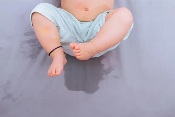 বিছানায় প্রস্রাব করছে সন্তান?