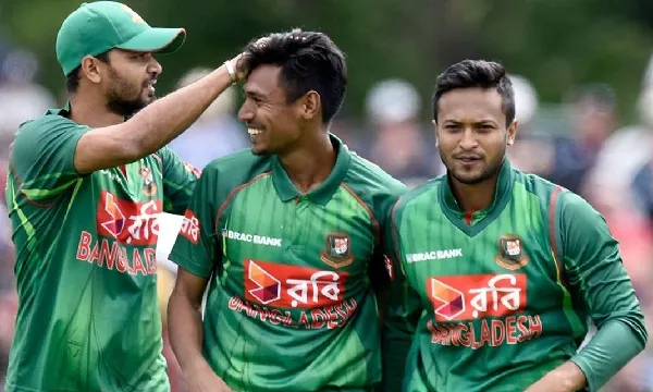 গতি আর সুইংয়ে সফল তিন পেসার