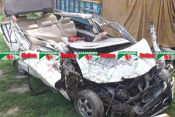 তিন জেলায় পৃথক সড়ক দুর্ঘটনায় নিহত ১২