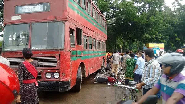 ঢাকা বিশ্ববিদ্যালয় বাস