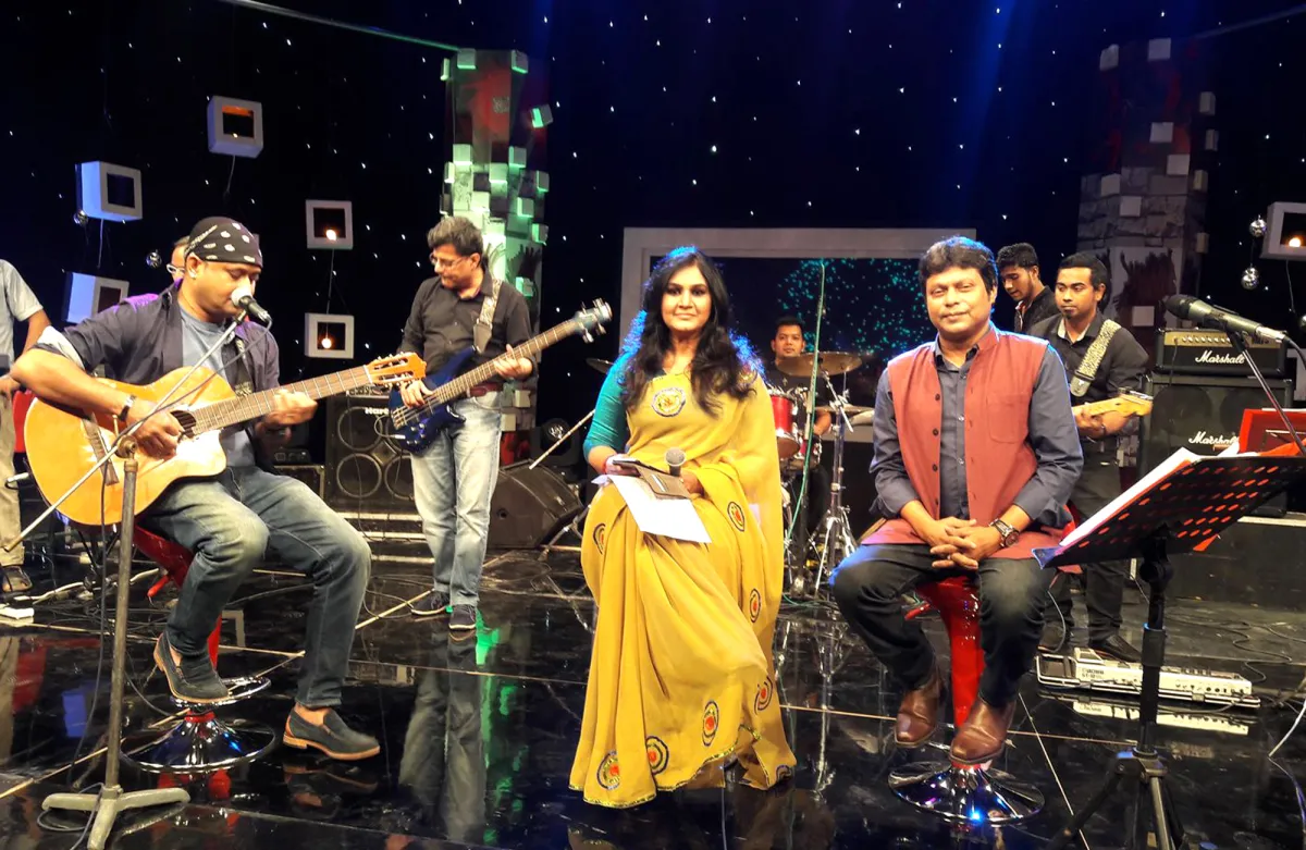 উপস্থাপক সামিনা চৌধুরী