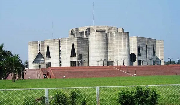 সংসদ ভবনের মূল নকশা দেখলেন প্রধানমন্ত্রী