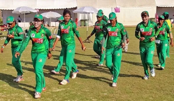 মেয়েদের ডিপিএলে দল কমায় ক্রিকেটারদের হতাশা