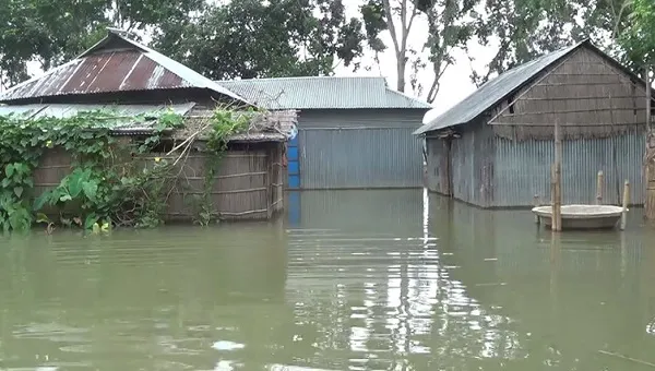 বৃষ্টির কারণে আবারও চট্টগ্রামে পাহাড় ধসের শঙ্কা