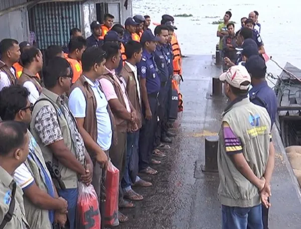 জঙ্গি ও নৌ-ডাকাত গ্রেফতারে গাইবান্ধার চরাঞ্চলে অভিযান