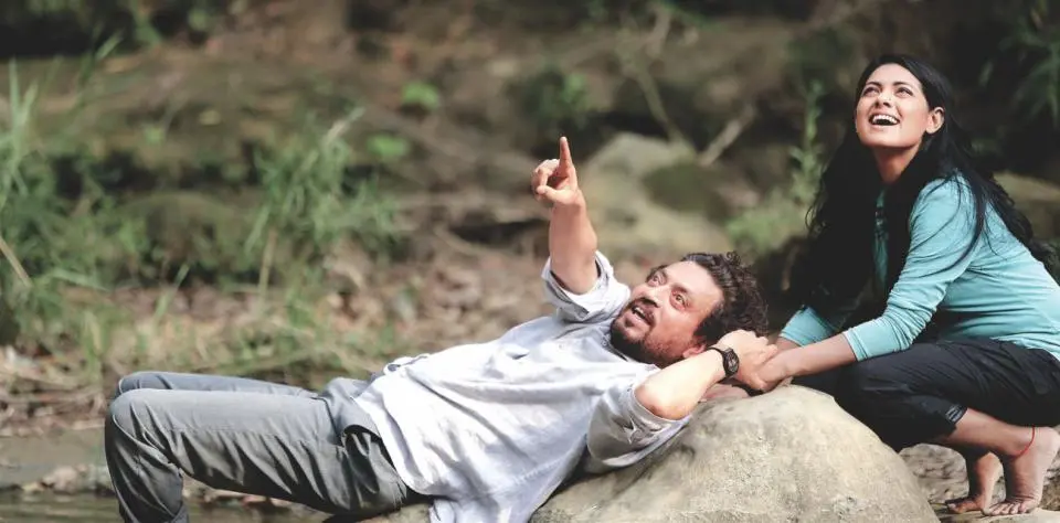 ‘ডুব’ ছবিতে ইরফান খান ও তিশা