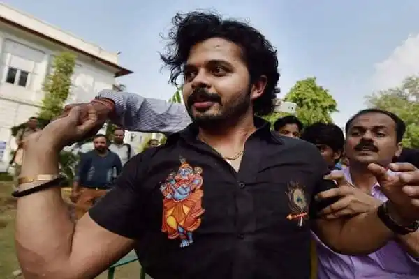 শ্রীশান্তের মুক্তির জন্য সমর্থকদের প্রতিবাদ ও সমাবেশ. Channel i News - চ্যানেল আই নিউজ