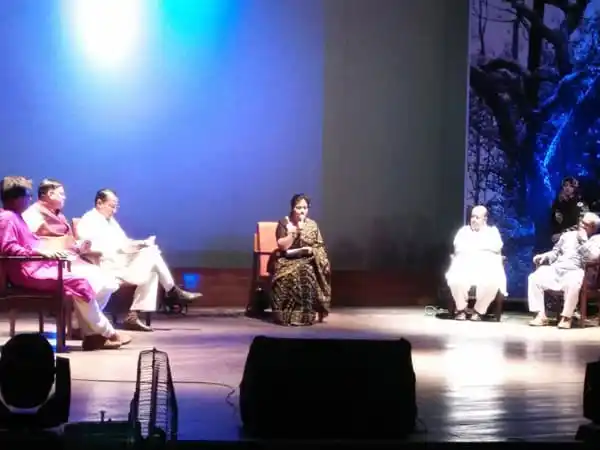 দর্শক সম্মাননা অনুষ্ঠানে অতিথি ও দর্শকরা উপস্থিত. Channel i News - চ্যানেল আই নিউজ