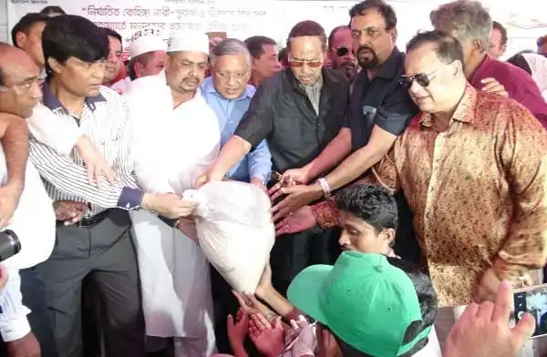 শান্তিরক্ষী চাইলেন এরশাদ, রোহিঙ্গা সমস্যা সমাধানে আলোচনা. Channel i News - চ্যানেল আই নিউজ