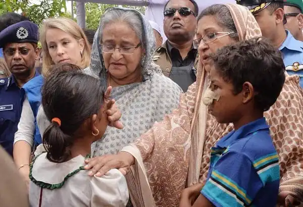 শরণার্থী শিশুদের সাথে সাক্ষাৎকারে প্রধানমন্ত্রী শেখ হাসিনা. Channel i News - চ্যানেল আই নিউজ