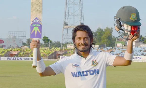 ক্রিকেট খেলোয়াড় বিজয় জয়ের উদযাপন করছেন, খুলনার মাঠে. Channel i News - চ্যানেল আই নিউজ