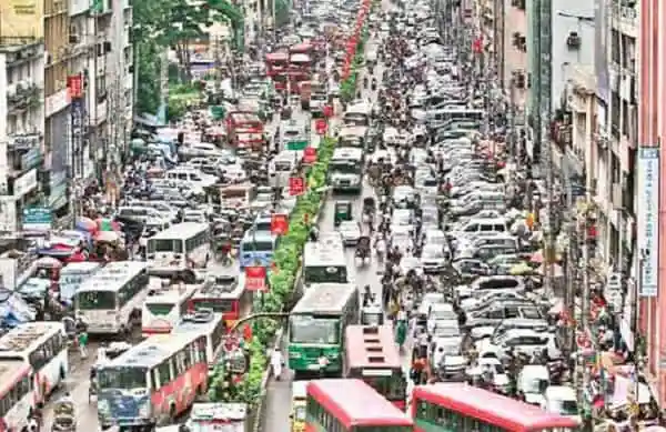 ঢাকার রাস্তার যানজট, ট্রাফিক জ্যাম, যানবাহনের সারি. Channel i News - চ্যানেল আই নিউজ