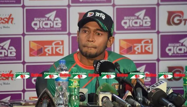বাংলাদেশ ক্রিকেটার মুশফিকুর রহিম সংবাদ সম্মেলনে বক্তব্য দিচ্ছেন. Channel i News - চ্যানেল আই নিউজ